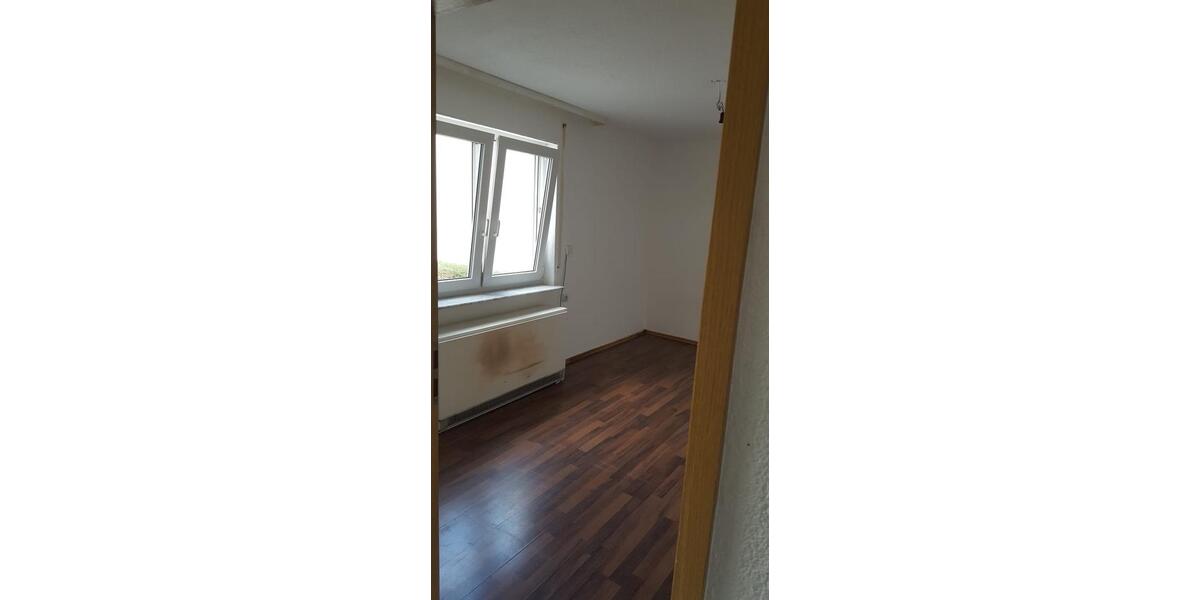 Etagenwohnung Gaildorf - 3 Zimmer, 67 m&sup2;, 145.000&euro; | Angebot:27235234
