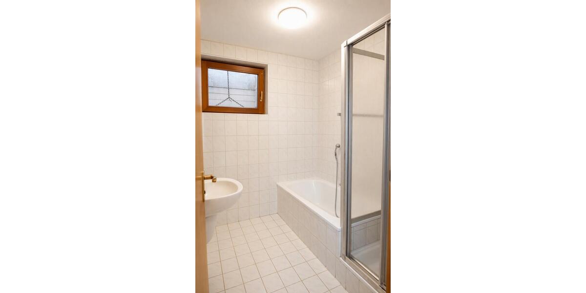 Erdgeschoßwohnung Aalen Ebnat - 3 Zimmer, 85 m&sup2;, 239.000&euro; | Angebot:27621241