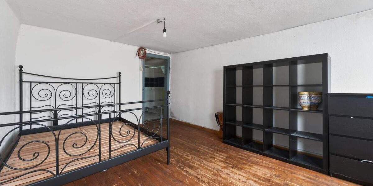 Mehrfamilienhaus, Wohnhaus Schwäbisch Gmünd - 9 Zimmer, 155 m&sup2;, 249.000&euro; | Angebot:25776973