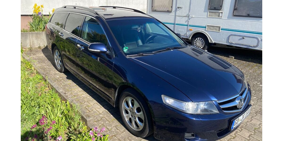 Honda Accord 308.000 km 1.200 &euro; Göggingen 73571