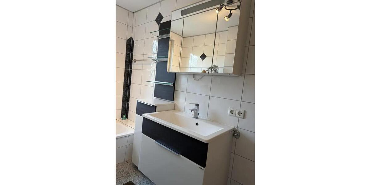 Etagenwohnung Aalen - 3.5 Zimmer, 75 m&sup2;, 1.220&euro; | Angebot:26448736