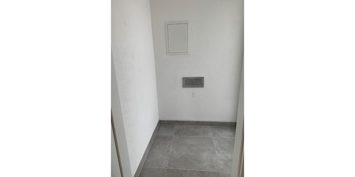 Erdgeschoßwohnung Böbingen an der Rems - 4 Zimmer, 112 m&sup2;, 1.060&euro; | Angebot:26671458