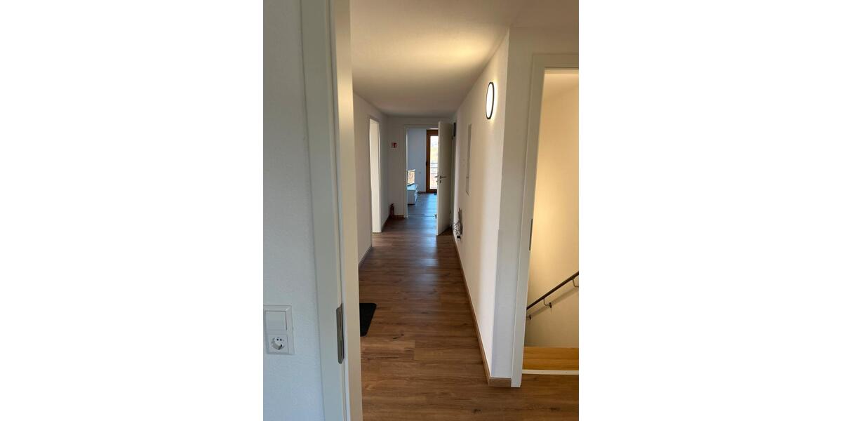Dachgeschoßwohnung Schwäbisch Gmünd Bargau - 3 Zimmer, 72 m&sup2;, 60&euro; | Angebot:25255250