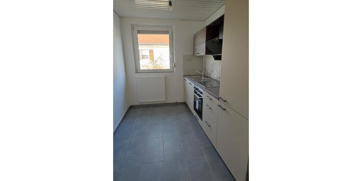 Etagenwohnung Heidenheim an der Brenz - 2 Zimmer, 70 m&sup2;, 900&euro; | Angebot:25397854