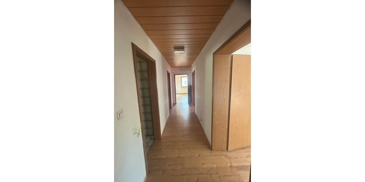 Etagenwohnung Schwäbisch Gmünd Bargau - 4 Zimmer, 84 m&sup2;, 195.000&euro; | Angebot:27533779