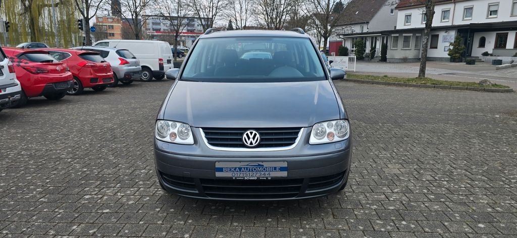 VW Touran 129.000 km 4.400 &euro; Aalen 73433