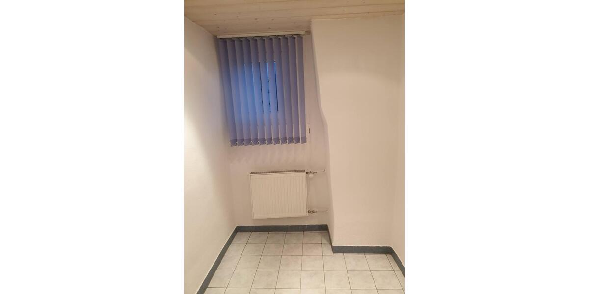 Einfamilienhaus Nördlingen - 4 Zimmer, 65 m&sup2;, 690&euro; | Angebot:26041044