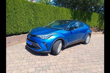 Toyota C-HR 28.000 km 22.999 &euro; Aalen 73432