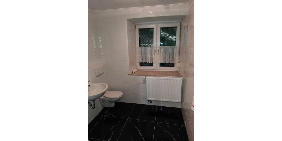 Erdgeschoßwohnung Neresheim - 3 Zimmer, 94 m&sup2;, 950&euro; | Angebot:25085421