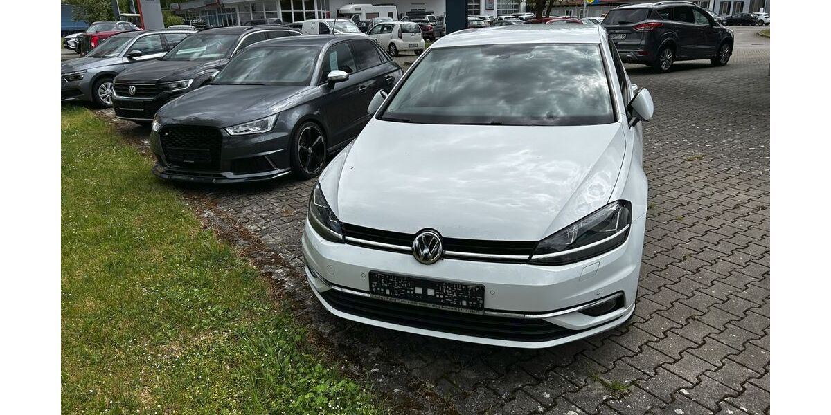 VW Golf 155.500 km 10.950 &euro; Herbrechtingen-Bolheim 89542