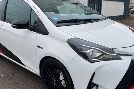 Toyota Yaris 52.000 km 21.990 &euro; Aalen 73431