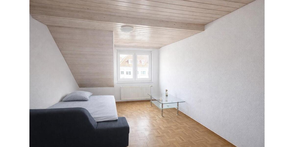 Dachgeschoßwohnung Gaildorf - 3.5 Zimmer, 73 m&sup2;, 750&euro; | Angebot:25982552