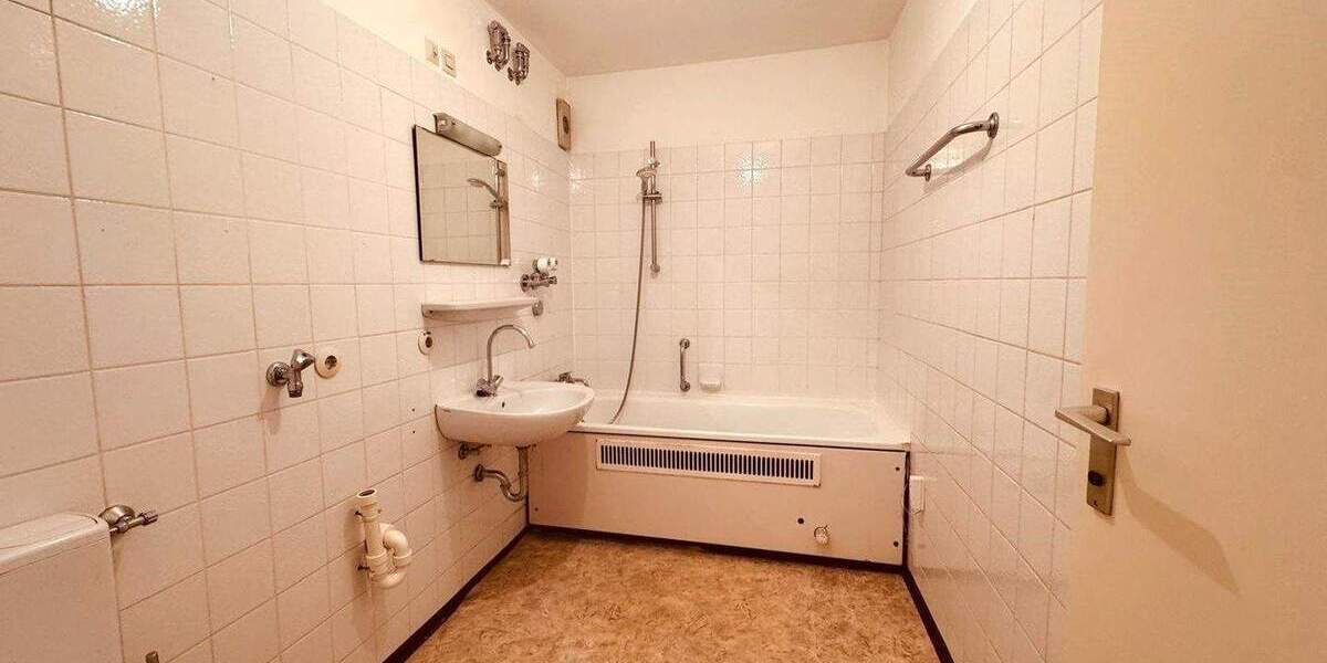 Etagenwohnung Schwäbisch Gmünd Bettringen - 2 Zimmer, 60 m&sup2;, 129.000&euro; | Angebot:25687050
