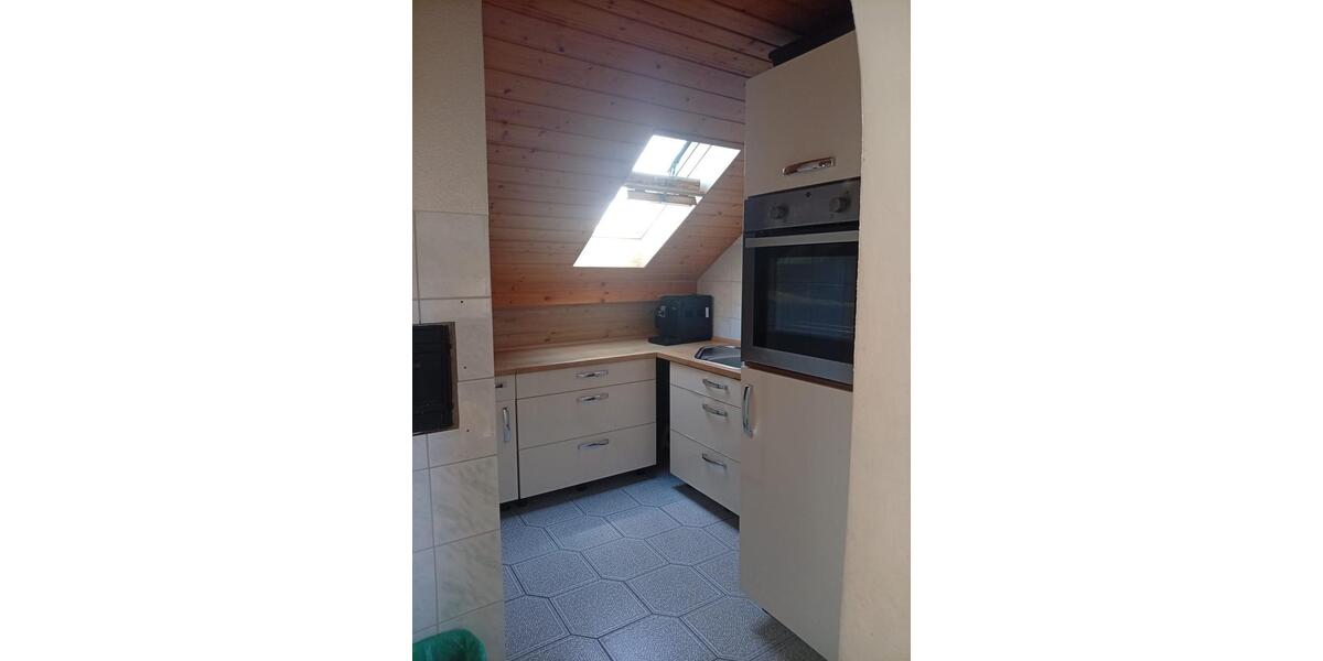 Dachgeschoßwohnung Aalen Unterkochen - 3 Zimmer, 61 m&sup2;, 800&euro; | Angebot:27597210