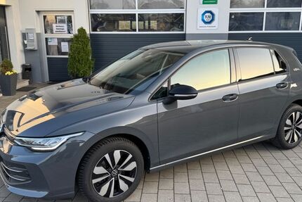 VW Golf 62.500 km 22.490 &euro; Bopfingen-Trochtelfingen 73441