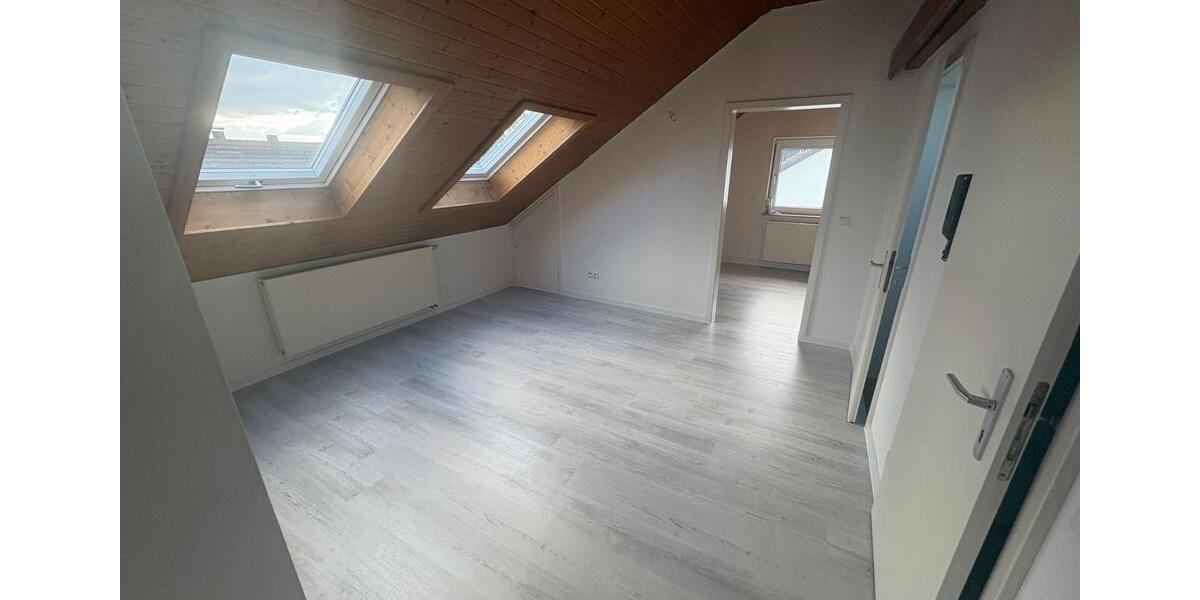 Dachgeschoßwohnung Durlangen - 2 Zimmer, 50 m&sup2;, 480&euro; | Angebot:26003076