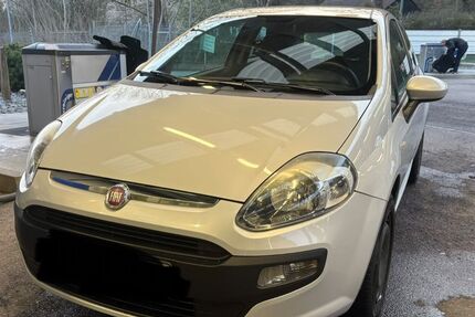 Fiat Punto Evo 147.000 km 2.700 &euro; Schwäbisch Gmünd 73529