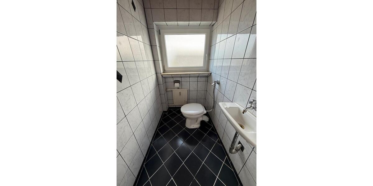 Etagenwohnung Aalen Dewangen - 5 Zimmer, 166 m&sup2;, 1.250&euro; | Angebot:26035415