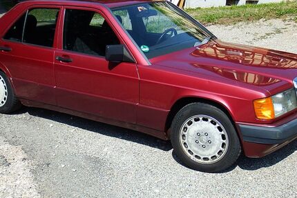 Mercedes-Benz 190 268.500 km 4.400 &euro; Schwäbisch Gmünd 73525