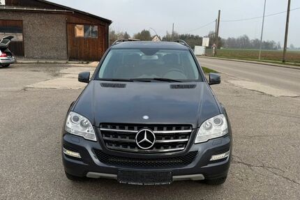 Mercedes-Benz ML 300 209.000 km 9.999 &euro; Gussenstadt 89547