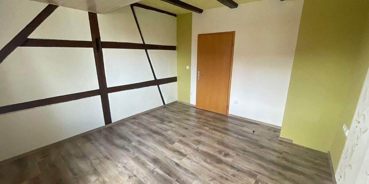 Einfamilienhaus Kirchheim am Ries Kirchheim - 5 Zimmer, 134 m&sup2;, 285.000&euro; | Angebot:25678637