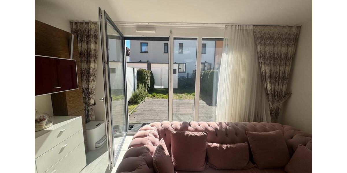Reihenhaus Schwäbisch Gmünd - 5 Zimmer, 141 m&sup2;, 2.100&euro; | Angebot:27572536