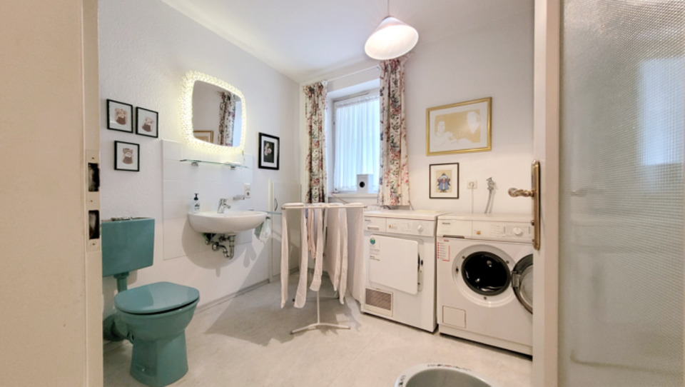 Mehrfamilienhaus, Wohnhaus Ellwangen (Jagst) - 13 Zimmer, 406 m&sup2;, 495.000&euro; | Angebot:24533277