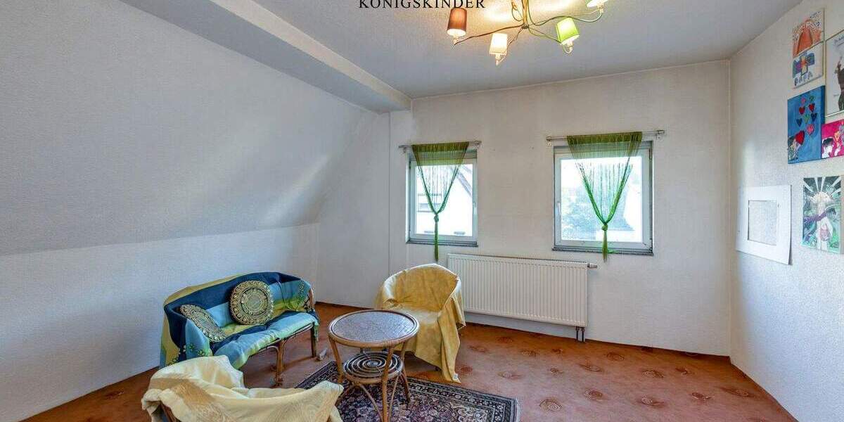 Mehrfamilienhaus, Wohnhaus Heidenheim-Schnaitheim Schnaitheim - 7 Zimmer, 180 m&sup2;, 379.000&euro; | Angebot:25680017