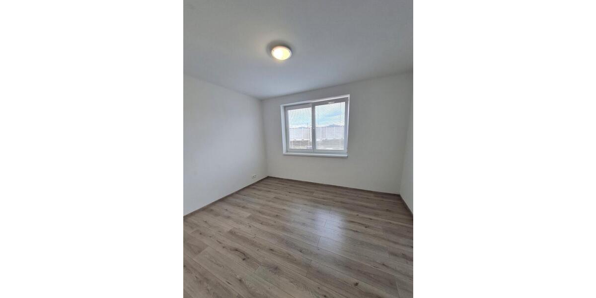 Etagenwohnung Herbrechtingen - 4 Zimmer, 120 m&sup2;, 1.150&euro; | Angebot:26034155