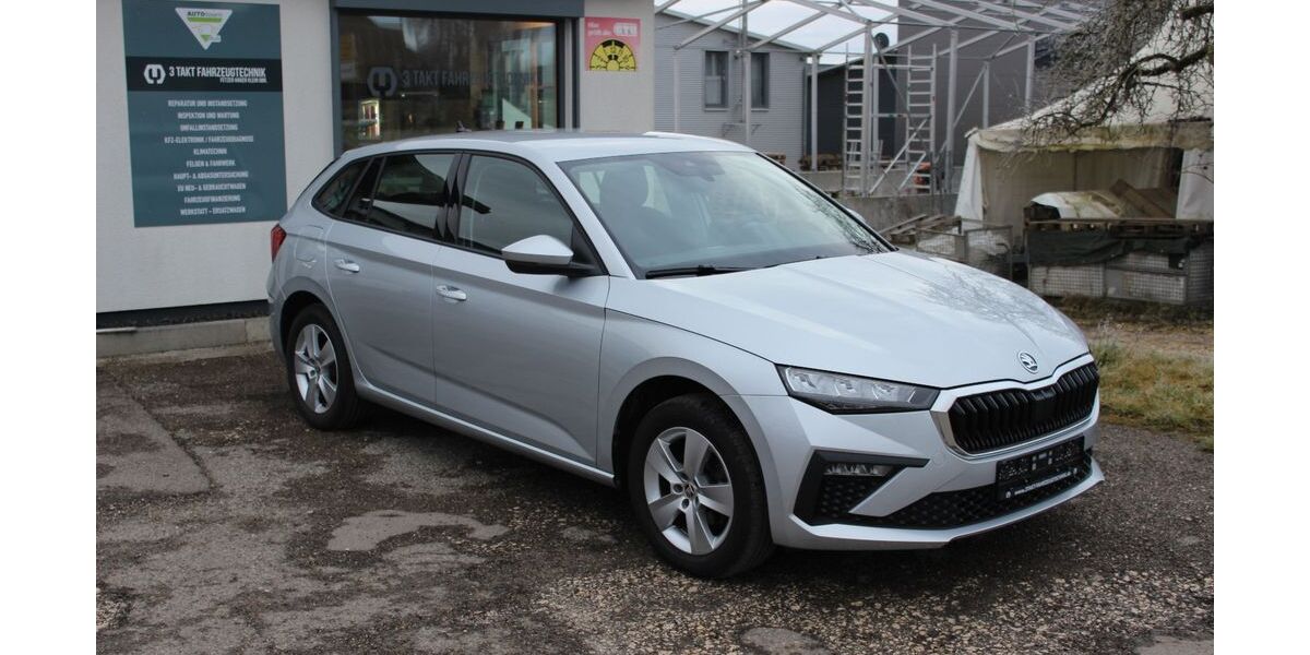 Skoda Scala 9.300 km 19.690 &euro; Altheim (Alb) 89174