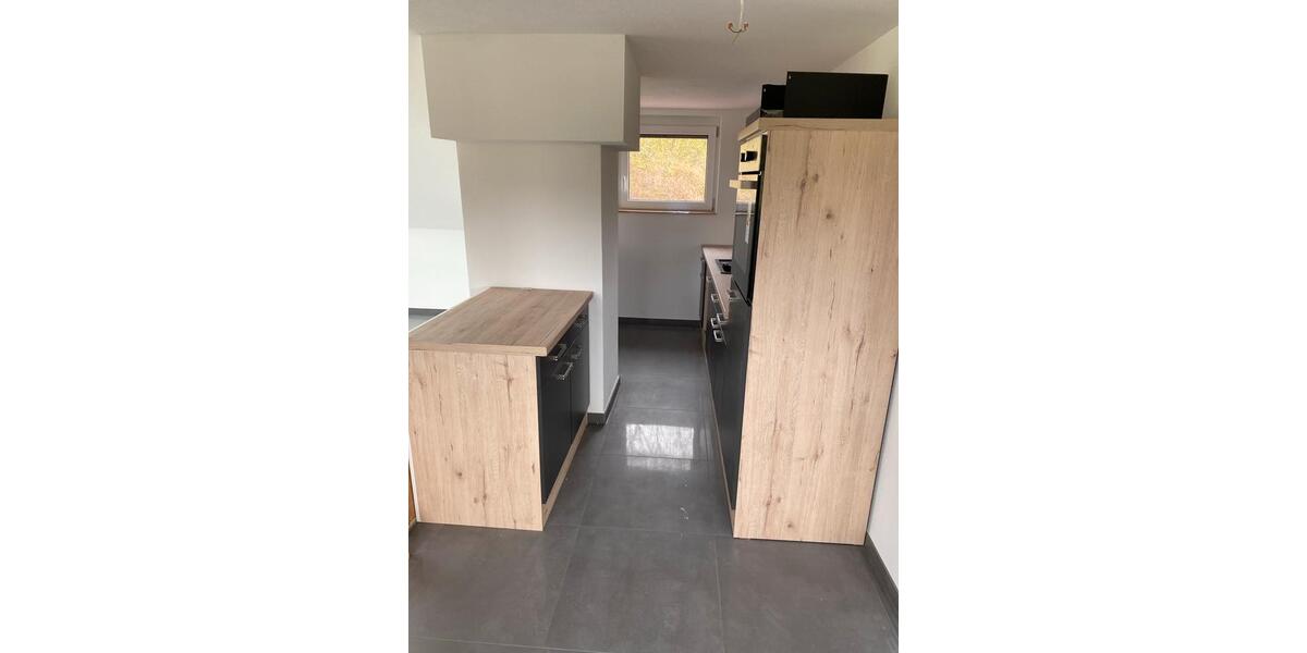 Dachgeschoßwohnung Schwäbisch Gmünd Bargau - 2.5 Zimmer, 90 m&sup2;, 1.200&euro; | Angebot:26038446