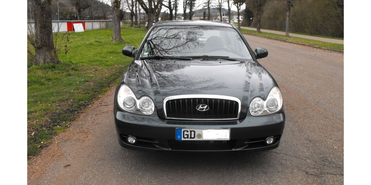 Hyundai SONATA 131.100 km 2.400 &euro; Schwäbisch Gmünd 73527