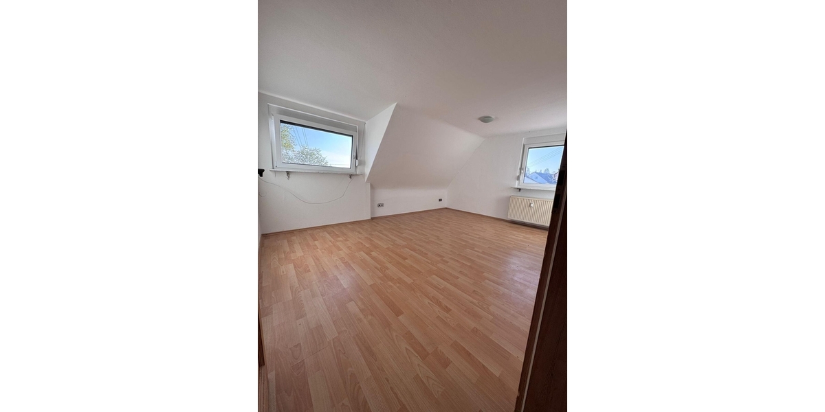 Großzügiges 2-Familienhaus mit Garagen- Gewerbehalle in Söhnstetten - Zweifamilienhaus Steinheim am Albuch / Söhnstetten Söhnstetten | Angebot:27154027