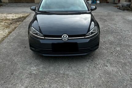 VW Golf 110.000 km 11.100 &euro; Nördlingen 86720