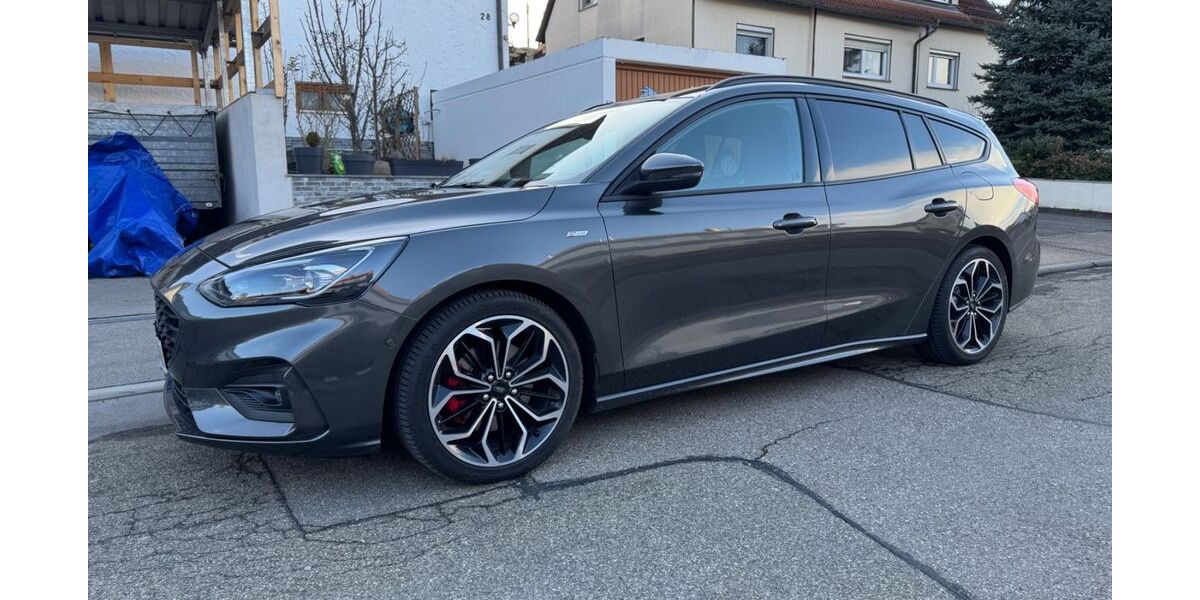 Ford Focus 105.000 km 19.500 &euro; Herbrechtingen 89542