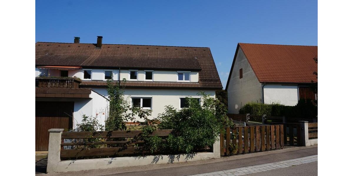 Doppelhaushälfte Nattheim - 7 Zimmer, 167 m&sup2;, 1.490&euro; | Angebot:22624872