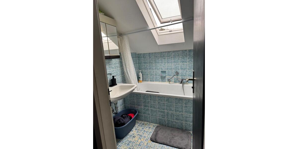 Dachgeschoßwohnung Gaildorf - 3 Zimmer, 66 m&sup2;, 650&euro; | Angebot:25973479