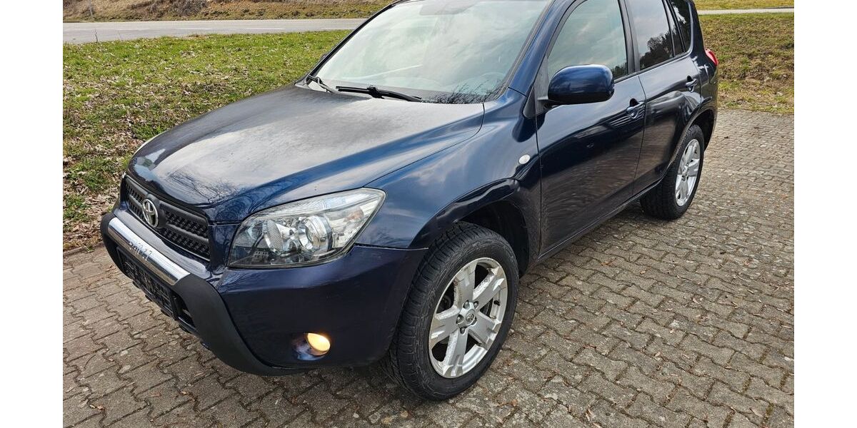 Toyota RAV 4 233.000 km 5.990 &euro; Herbrechtingen 89542