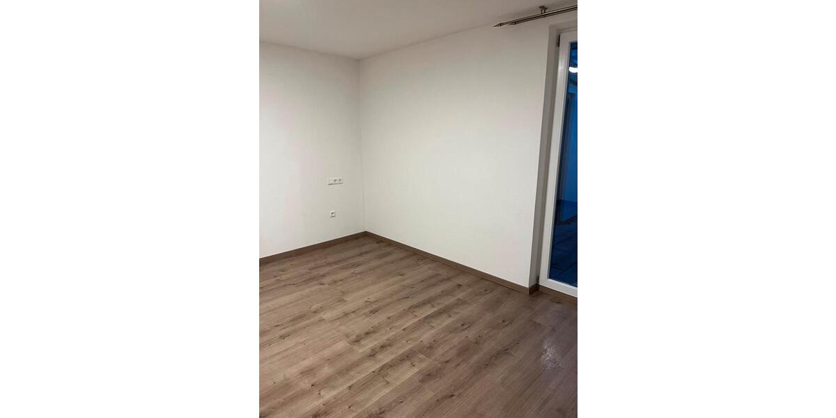 Erdgeschoßwohnung Nördlingen - 3 Zimmer, 98 m&sup2;, 1.050&euro; | Angebot:25414086