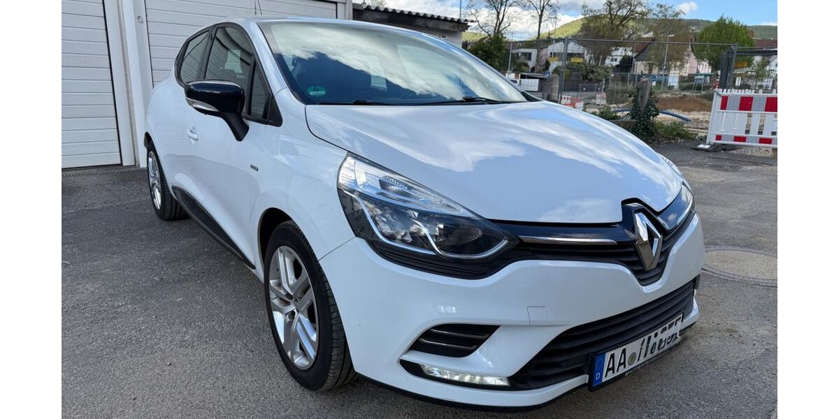 Renault Clio 133.200 km 6.990 &euro; Aalen 73431