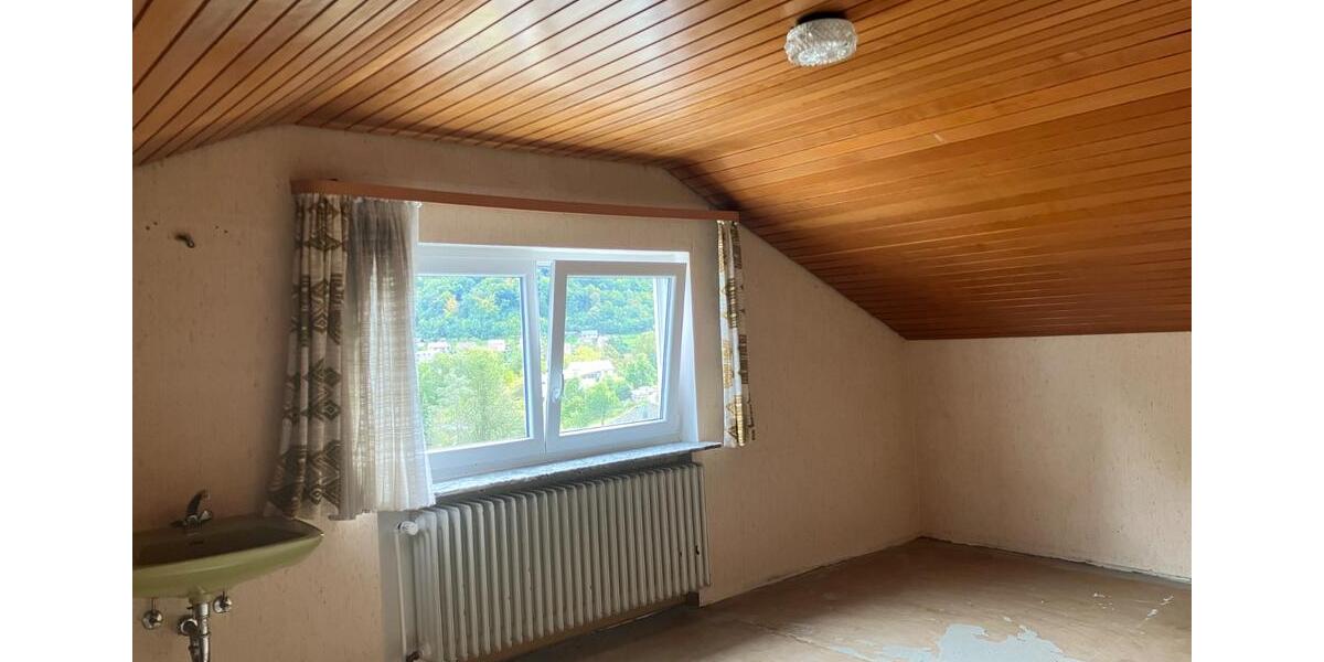 Einfamilienhaus Heubach - 8 Zimmer, 164 m&sup2;, 479.000&euro; | Angebot:25612293