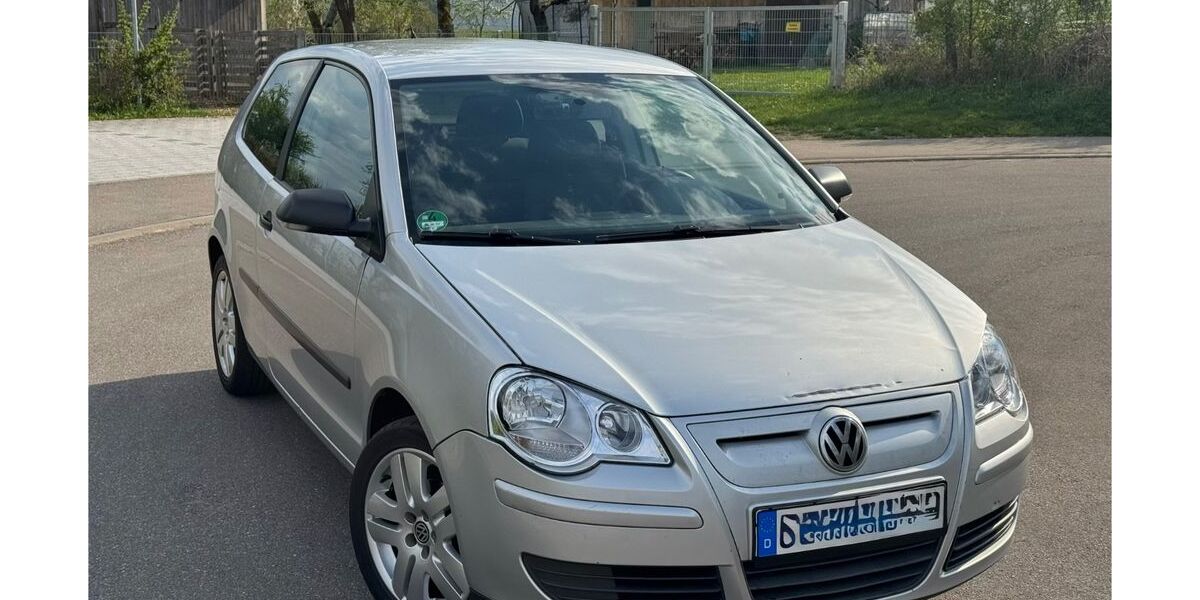 VW Polo 157.000 km 2.499 &euro; Obersontheim 74423