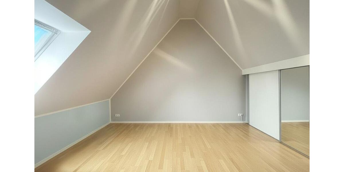 Doppelhaushälfte Nördlingen - 8 Zimmer, 161 m&sup2;, 1.670&euro; | Angebot:26564064