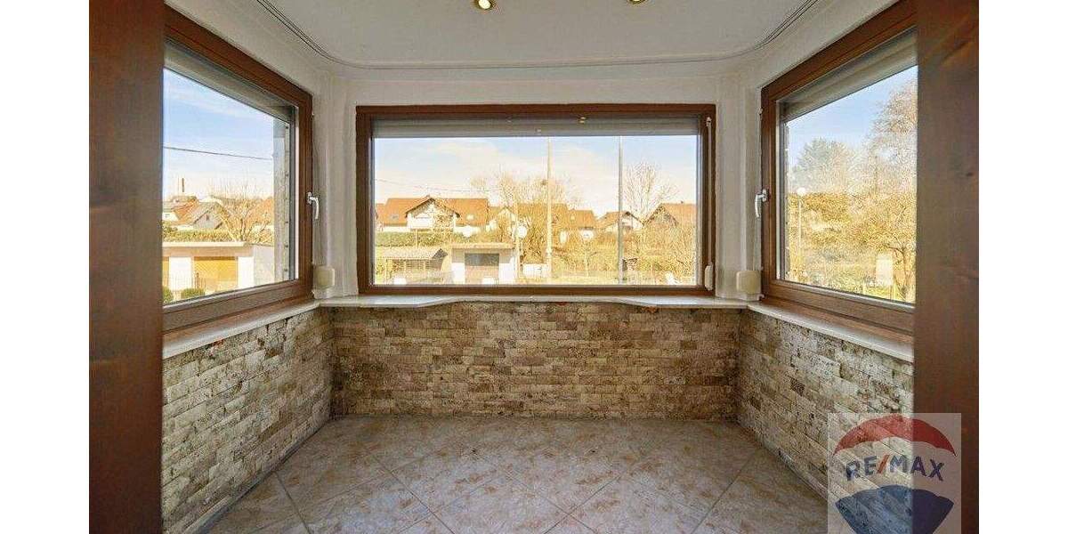 Einfamilienhaus Giengen Burgberg - 4 Zimmer, 127 m&sup2;, 320.000&euro; | Angebot:25771219