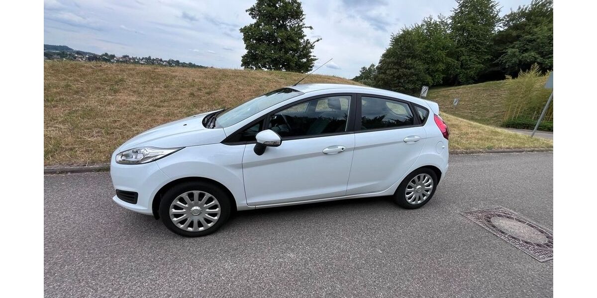 Ford Fiesta 81.000 km 4.900 &euro; Schwäbisch Gmünd 73525