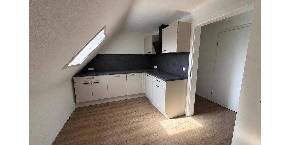 Dachgeschoßwohnung Aalen Attenhofen - 2.5 Zimmer, 46 m&sup2;, 700&euro; | Angebot:27595942