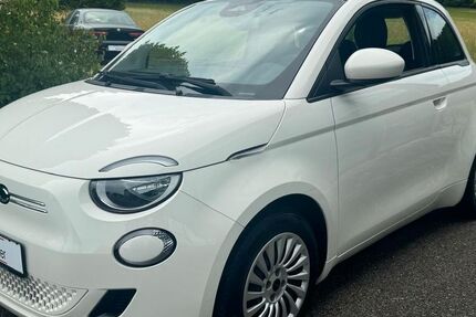 Fiat 500e 33.500 km 11.666 &euro; Schwäbisch Gmünd 73527