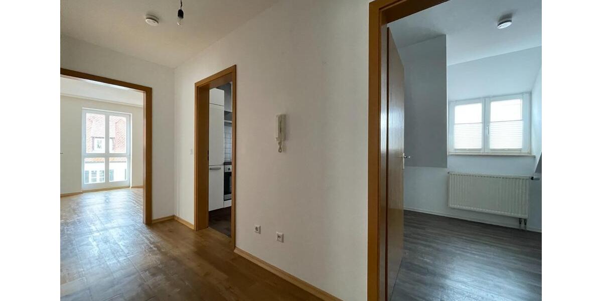 Dachgeschoßwohnung Nördlingen - 2.5 Zimmer, 75 m&sup2;, 750&euro; | Angebot:25759645