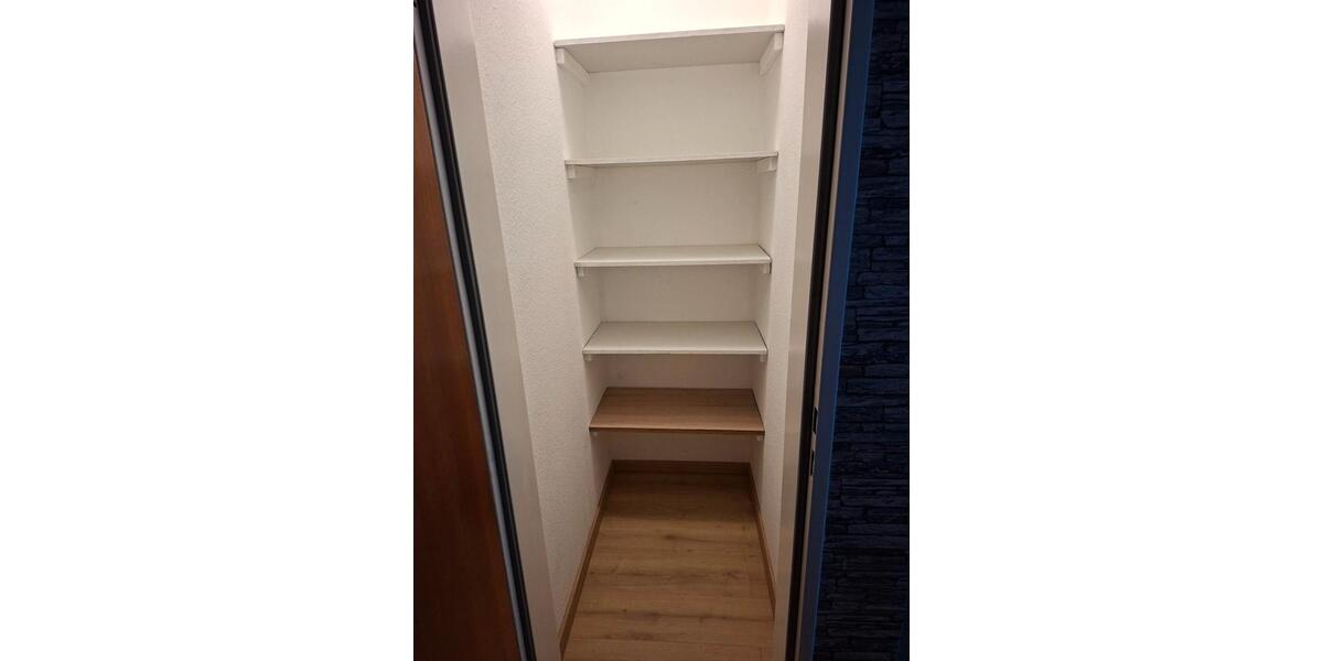 Erdgeschoßwohnung Bopfingen - 4 Zimmer, 93 m&sup2;, 200.000&euro; | Angebot:26023263