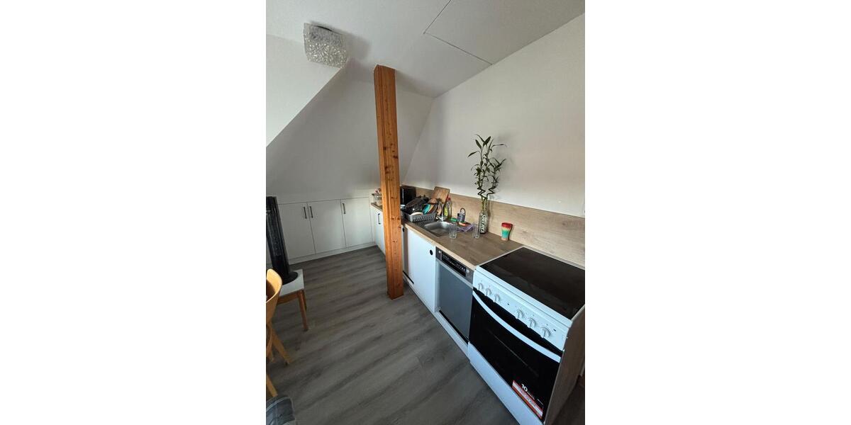 Dachgeschoßwohnung Heidenheim an der Brenz - 2 Zimmer, 48 m&sup2;, 680&euro; | Angebot:27612038